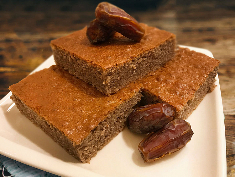 Hurmalı Kek Tarifi Tarifi Kolay