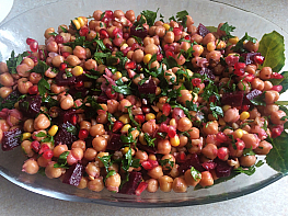 Pancarlı Nohut Salatası